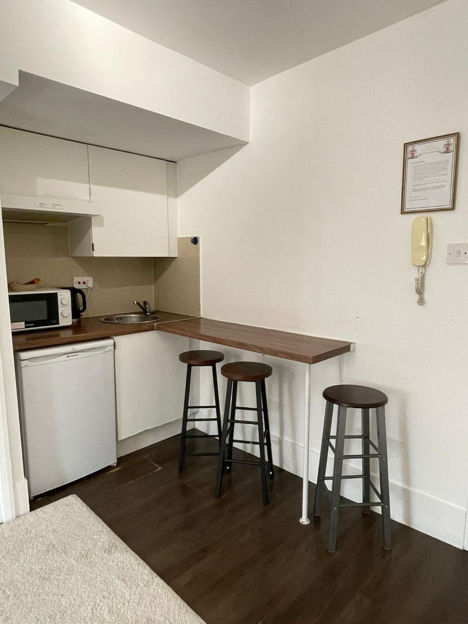 Cromwell Apartments London Exterior photo